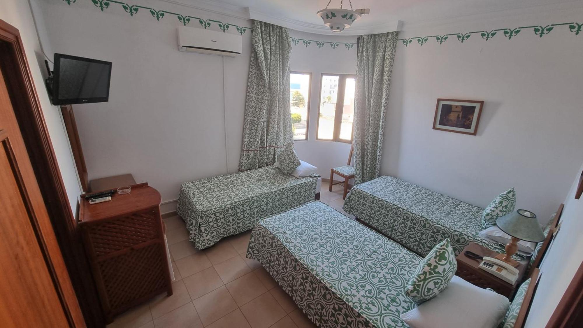 Hotel Zelis Asilah Exterior photo